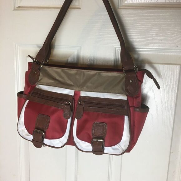 Kim Rogers sholder bag practical and elegant. - Picture 4 of 8